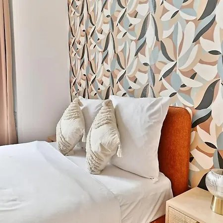 Apartment Magnifique Neuf Rose 14eme - Ii *